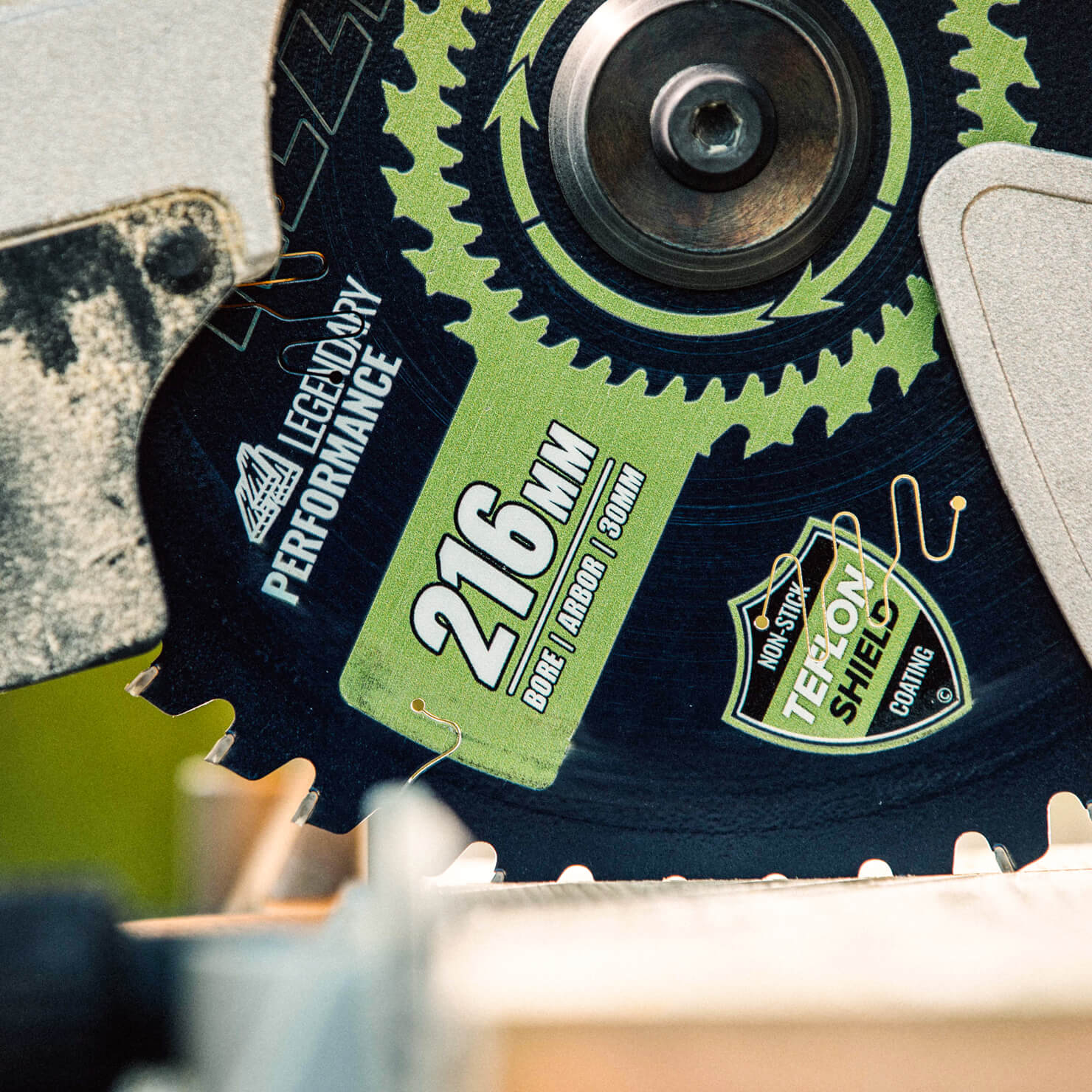 216mm | 64 Tänder | Fin snittkvalitet | Kap/gersåg