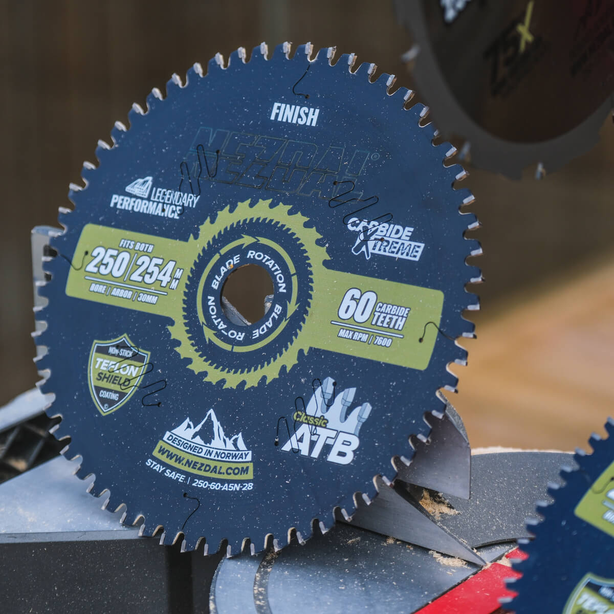 254mm | 42, 80, 80, 12 Tänder | Allmän användning, Superfinish, Multi-Material, Laminatgolv | 4 delar | Kap/gersåg