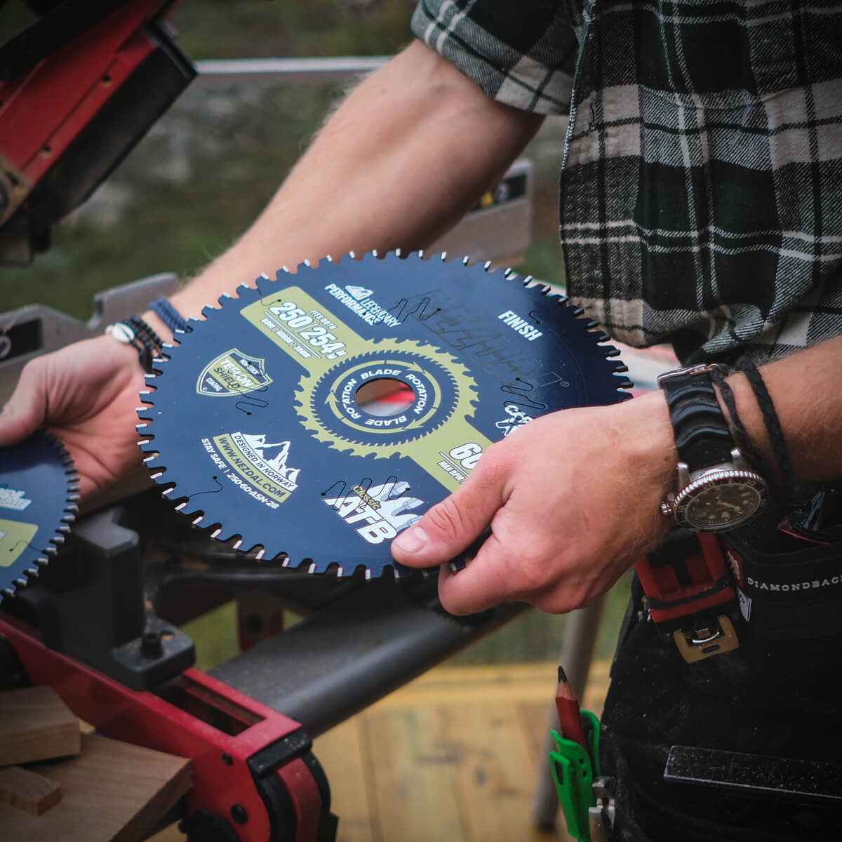 254mm Trio | 42, 60, 80 Tänder | Allmän användning, Finish, Multi-Material | Kap/gersåg