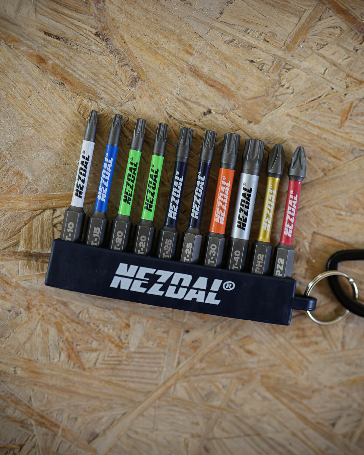 Snickarens Favoriter MegaPack | 25 Set | 10 Bits + Karbinhållare | 60mm längd | Färgkodade | Exact passform | För Slagskruvdragare & Borrskruvdragare